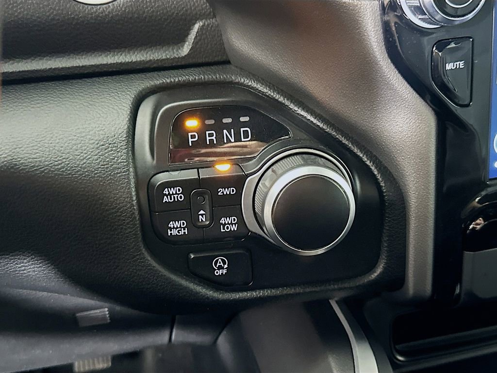 Used 2021 RAM 1500 Big Horn AWD/4WD image 32