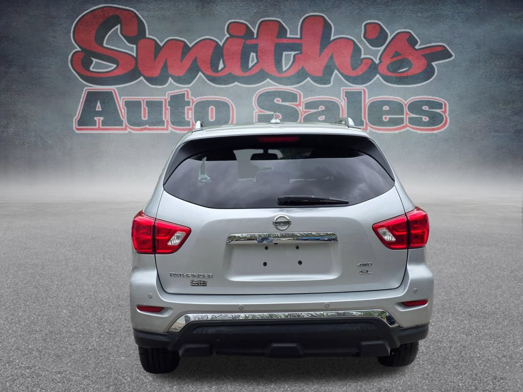 Used 2019 Nissan Pathfinder SL AWD/4WD image 5