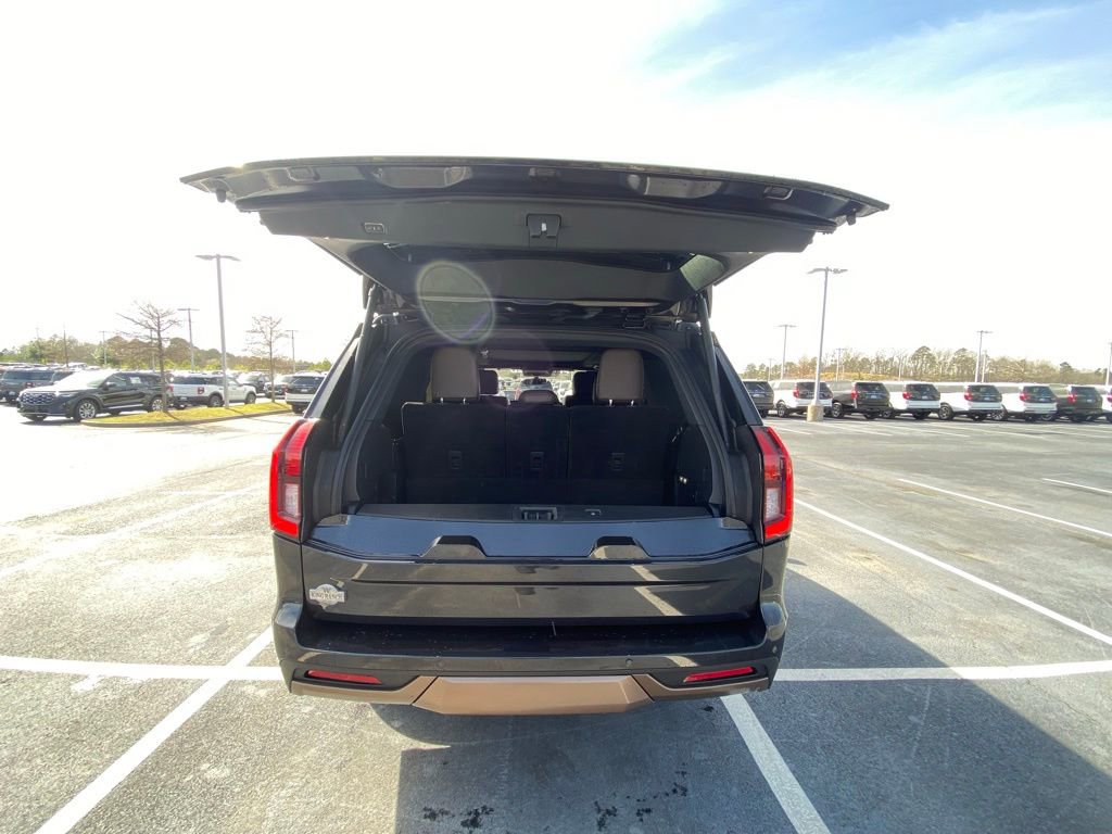 Certified 2025 Ford Expedition King Ranch image 26
