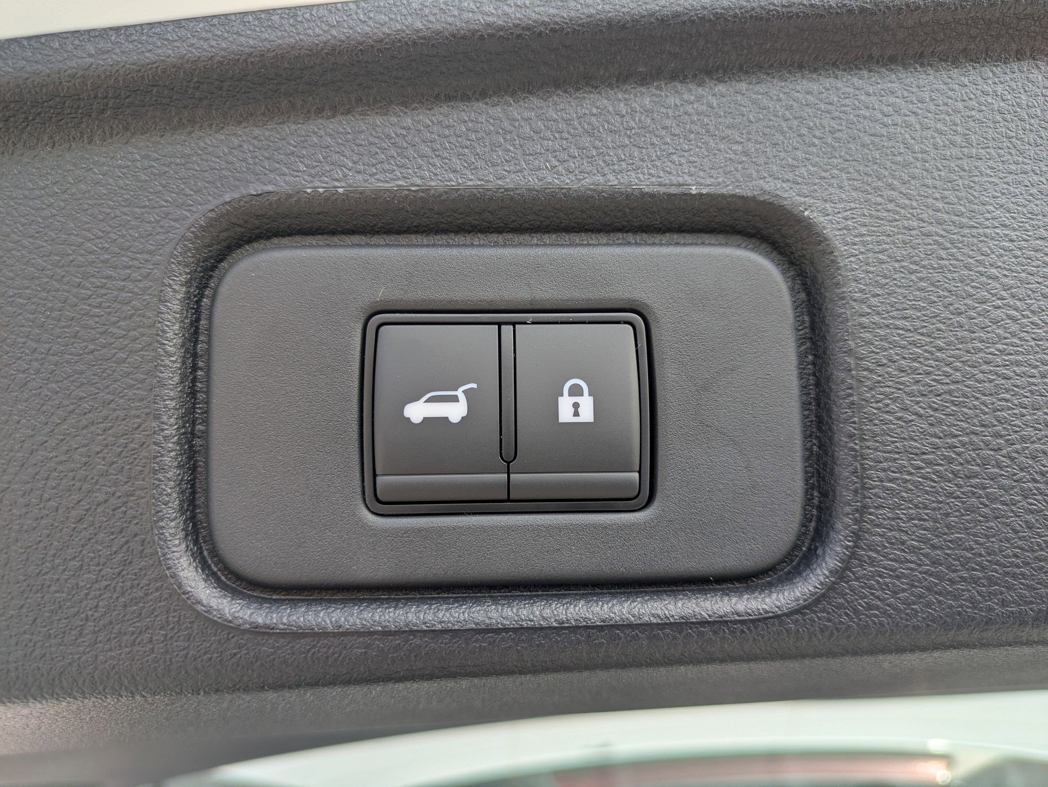 New 2026 Nissan Pathfinder SL FWD image 29