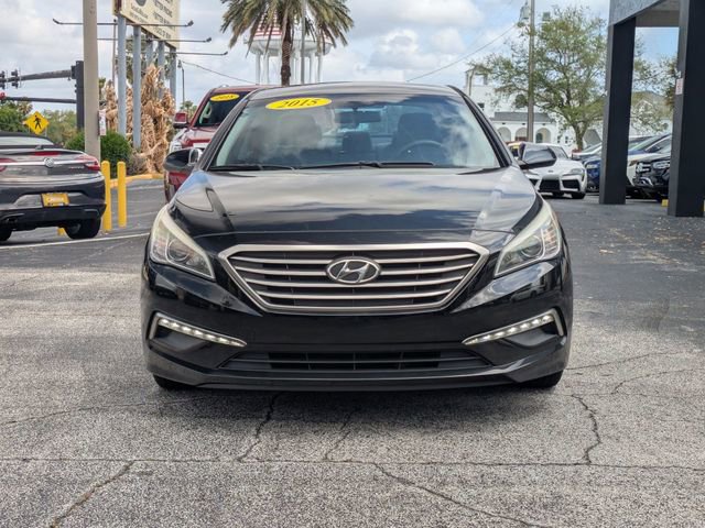 Used 2015 Hyundai Sonata SE FWD image 2