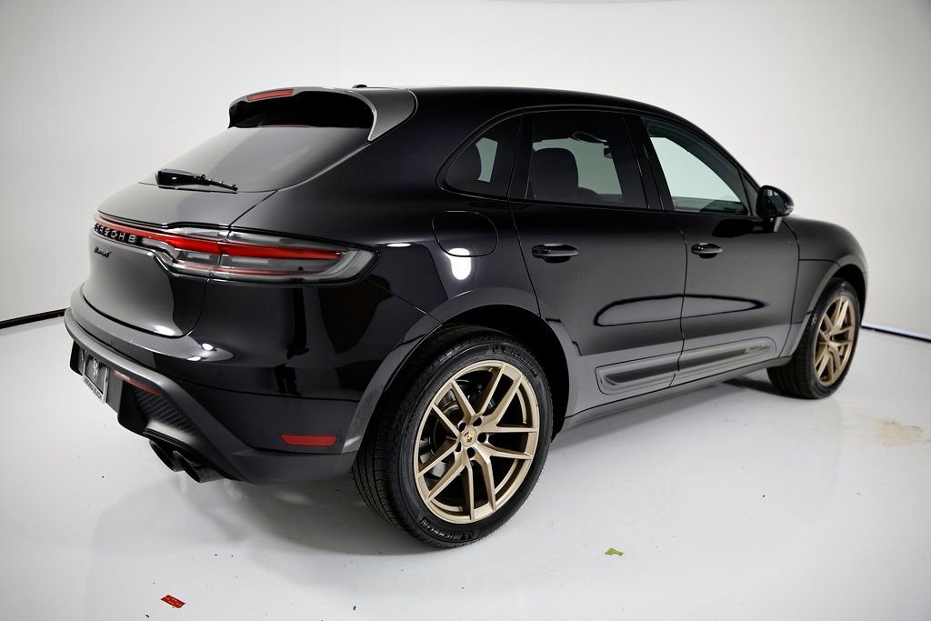 Used 2023 Porsche Macan Turbo image 7