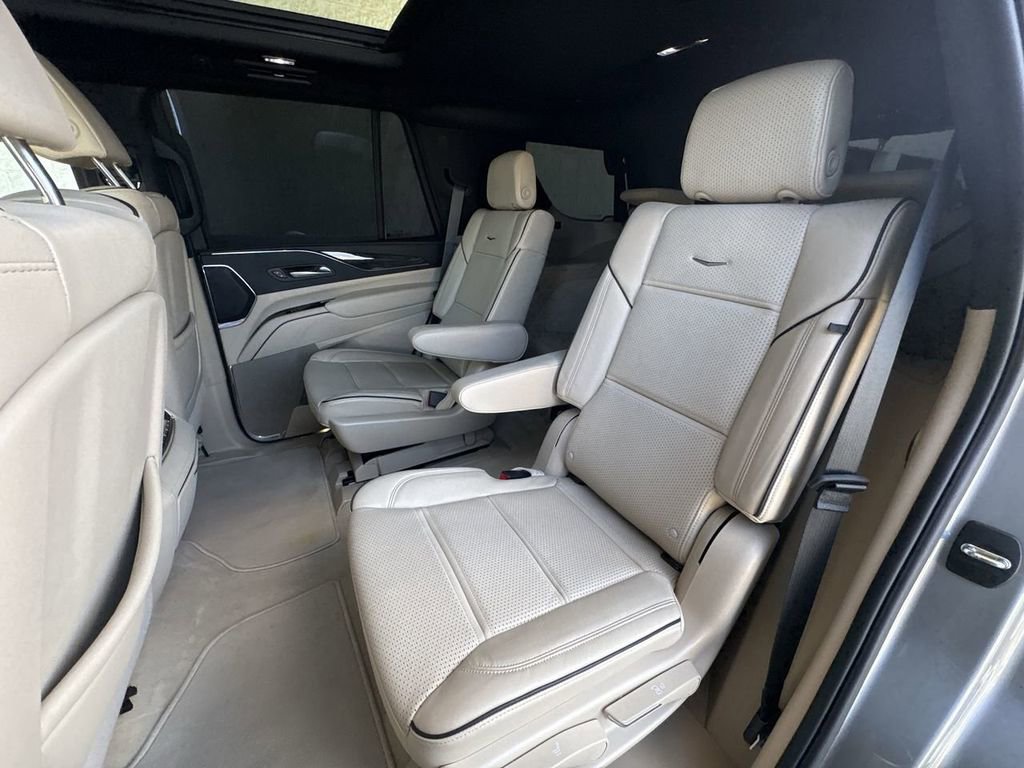 Certified 2023 Cadillac Escalade Premium Luxury w/ Performance Package image 26