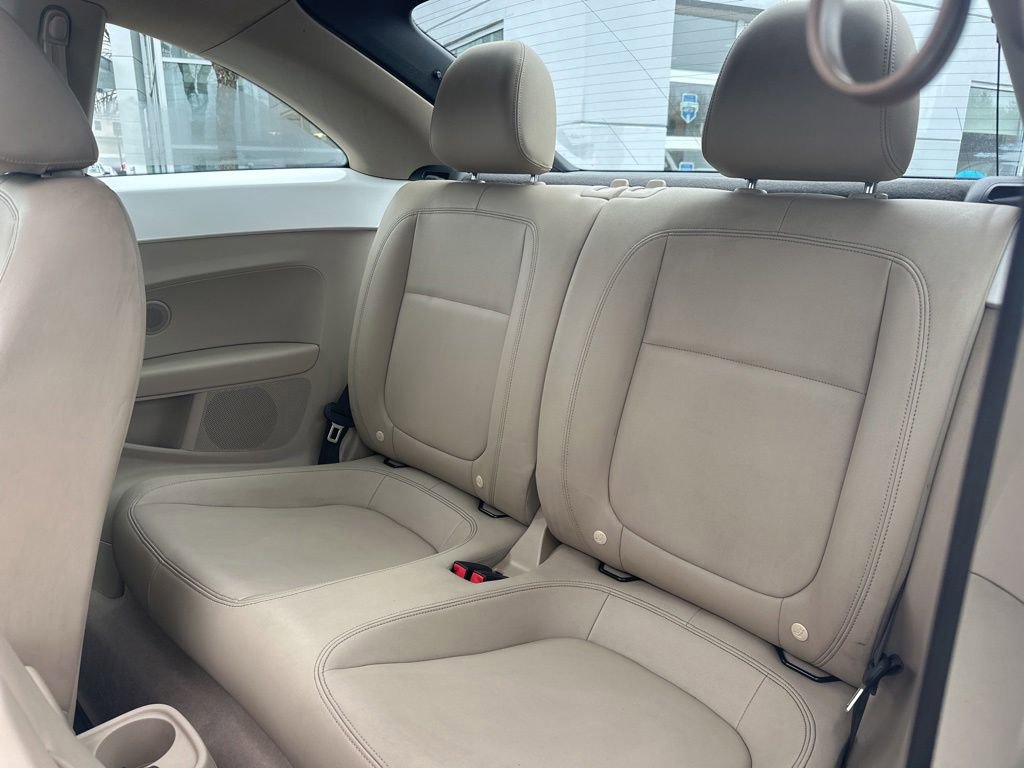 Used 2013 Volkswagen Beetle 2.5 FWD image 30