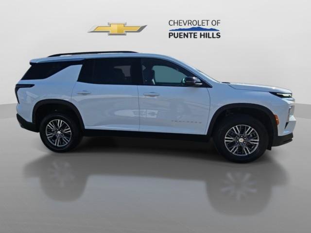 New 2027 Chevrolet Traverse LT w/ LPO, Cargo Package FWD image 9