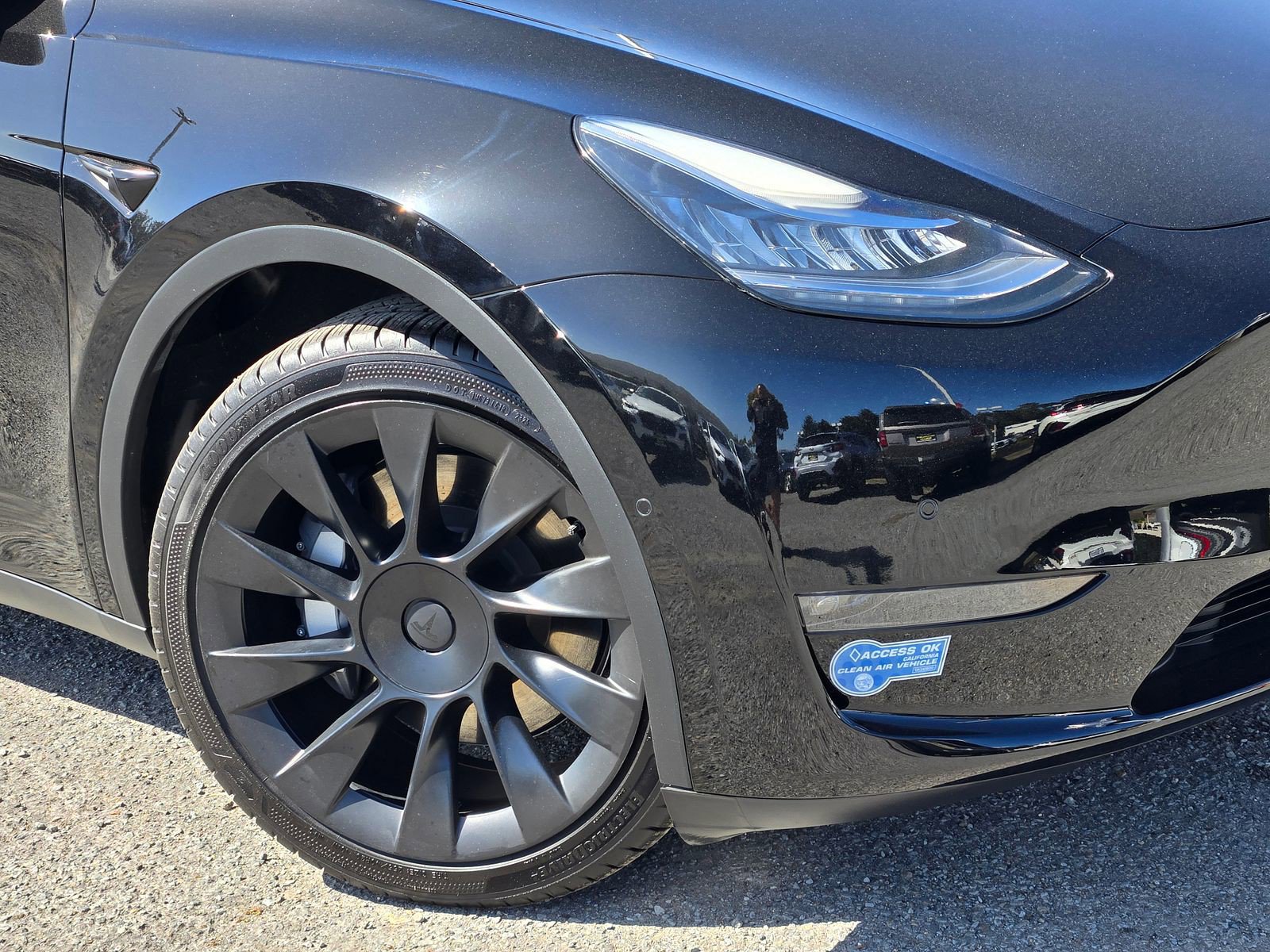 Used 2021 Tesla Model Y Long Range AWD/4WD image 9