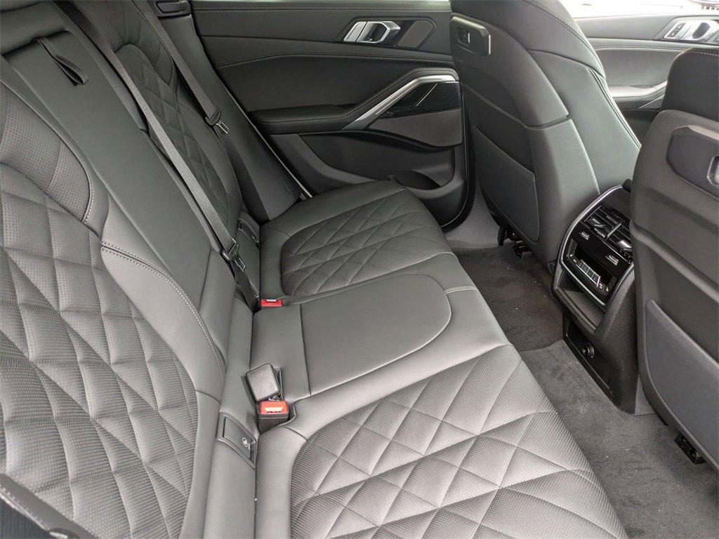New 2026 BMW X6 xDrive40i image 35
