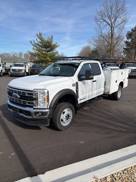 New 2026 Ford F550 4x4 SuperCab Super Duty w/ XL Chrome Package image 2