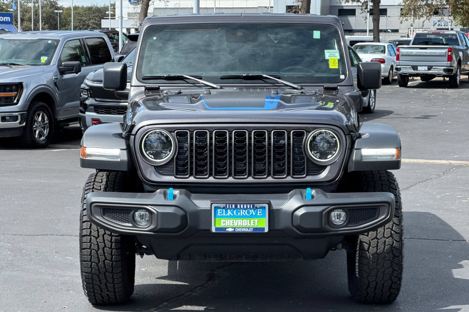 Used 2024 Jeep Wrangler Unlimited Rubicon 4xe AWD/4WD image 8