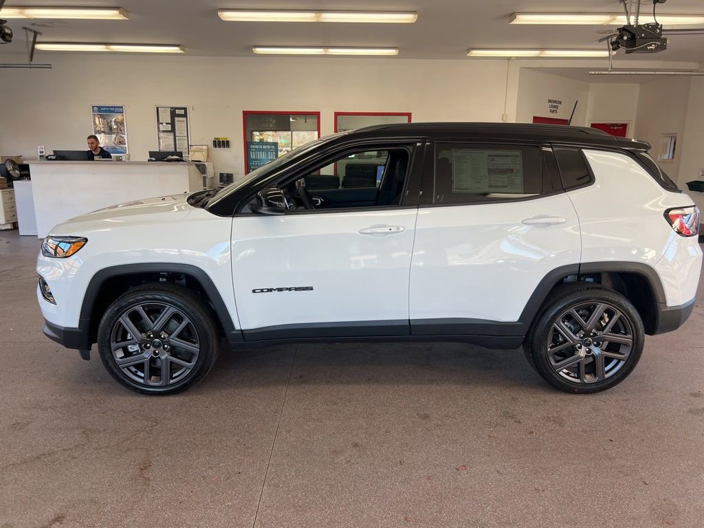 New 2026 Jeep Compass Limited AWD/4WD image 5