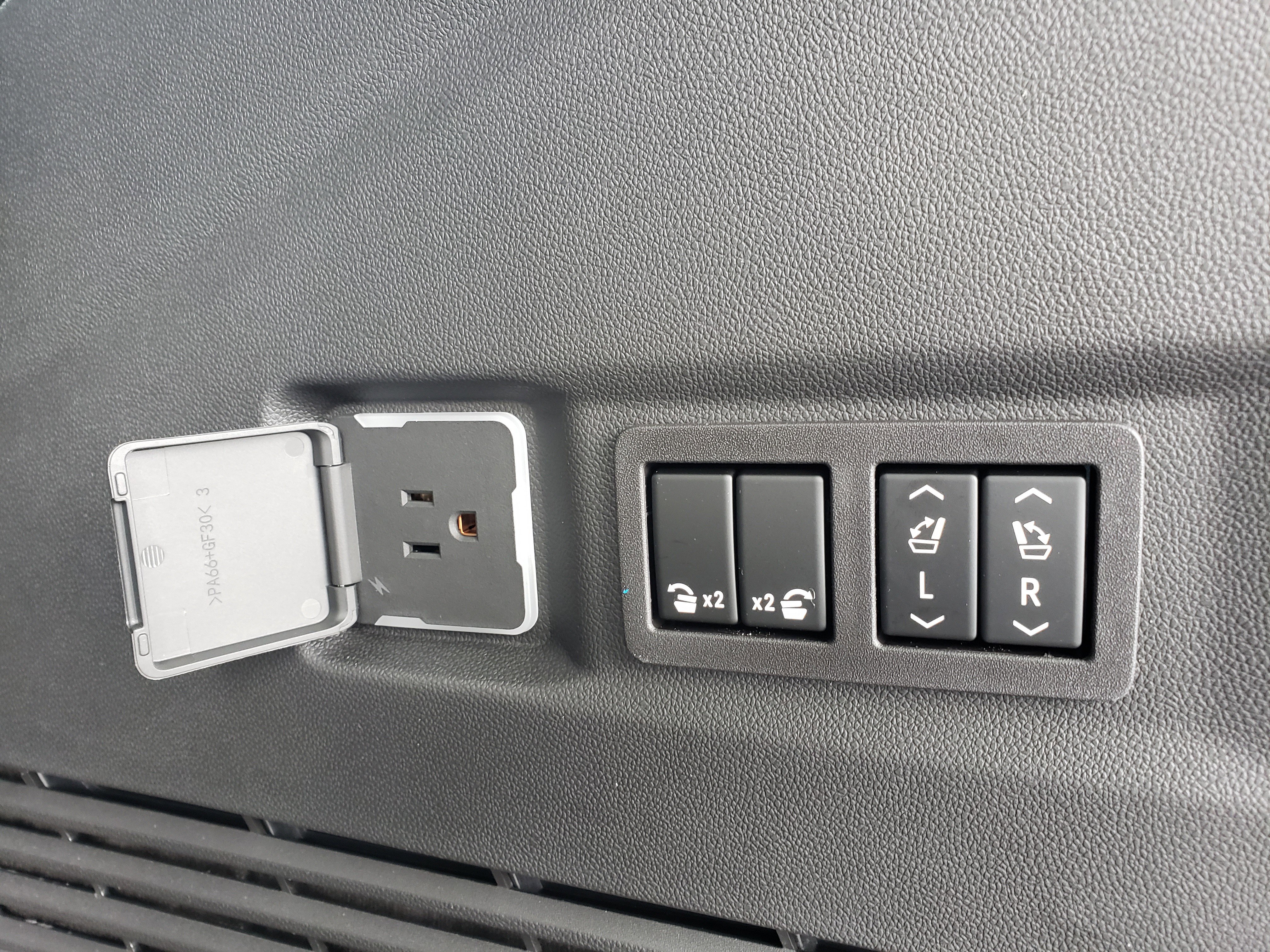 New 2026 Chevrolet Tahoe Z71 w/ Comfort Package image 11