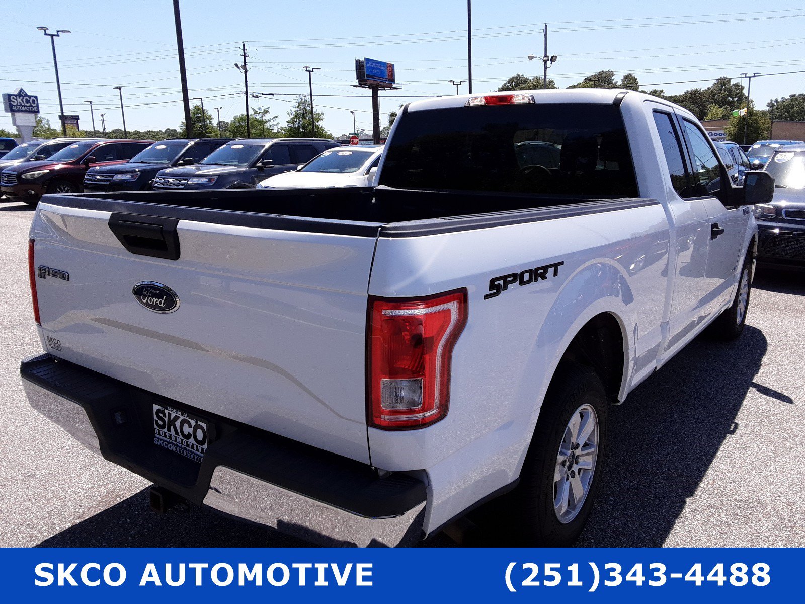 Used 2015 Ford F150 XLT image 5
