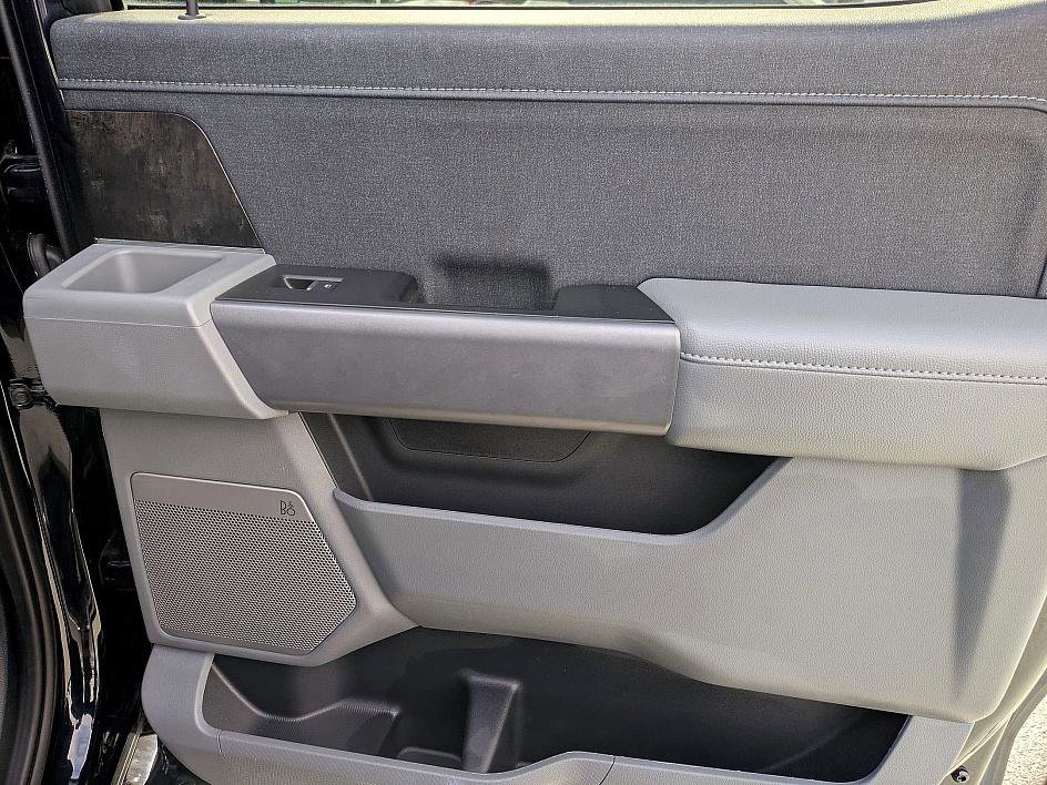 Used 2021 Ford F150 Lariat w/ Equipment Group 502A High image 26