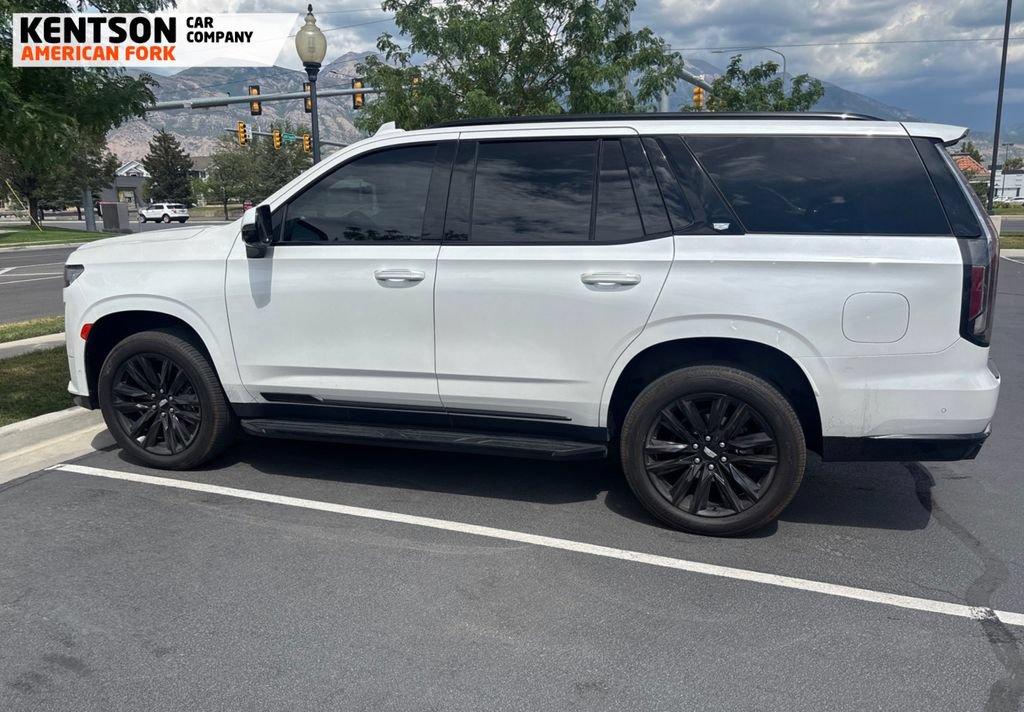 Used 2021 Cadillac Escalade Sport AWD/4WD image 2