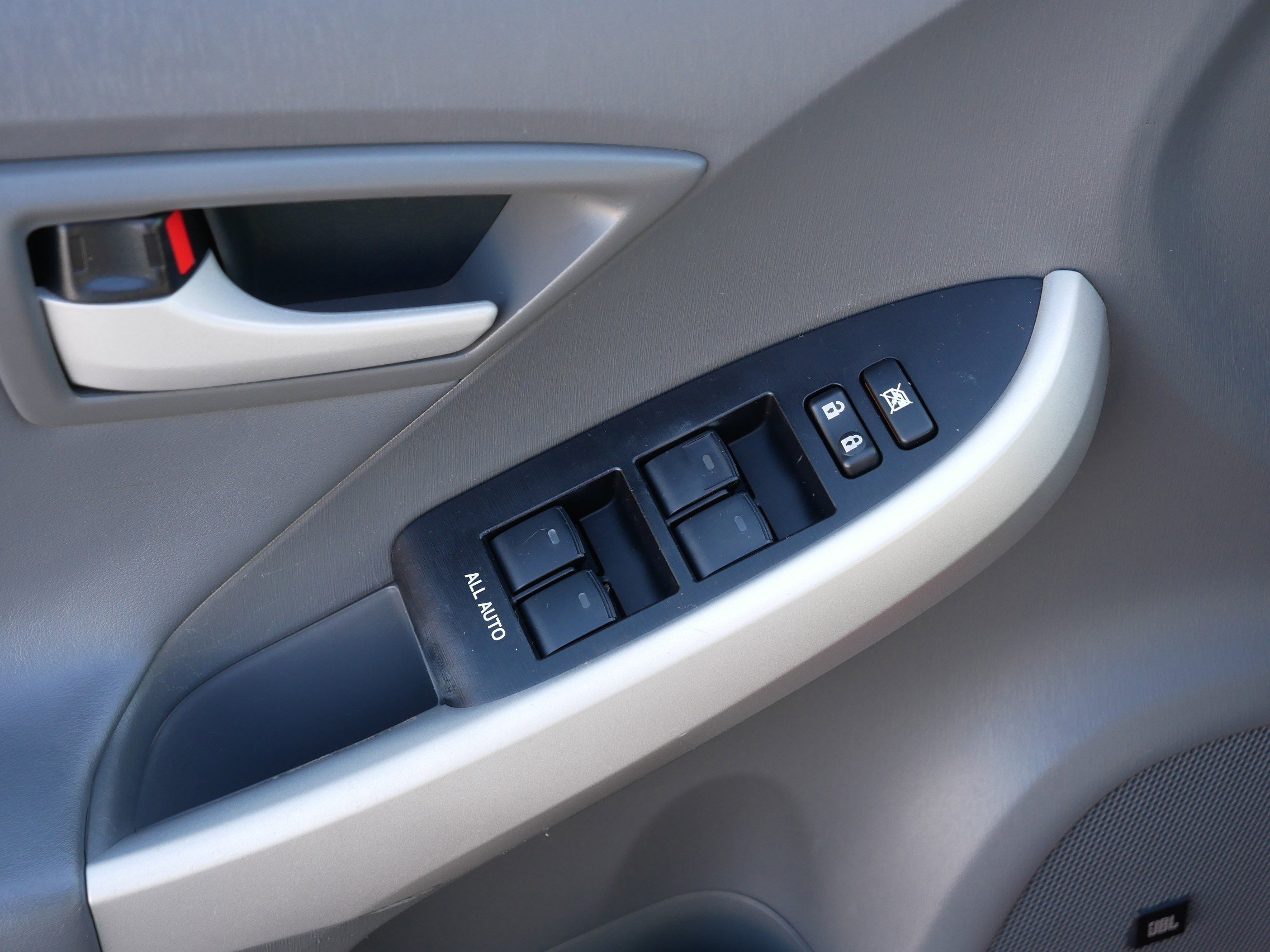 Used 2010 Toyota Prius Five image 19