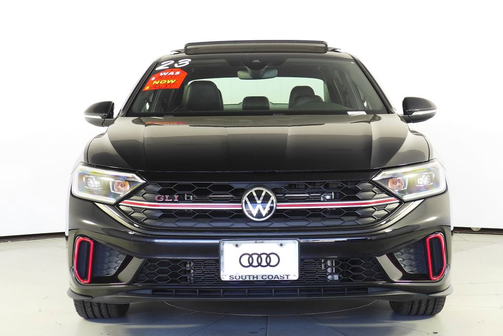 Used 2023 Volkswagen Jetta GLI Autobahn FWD image 3