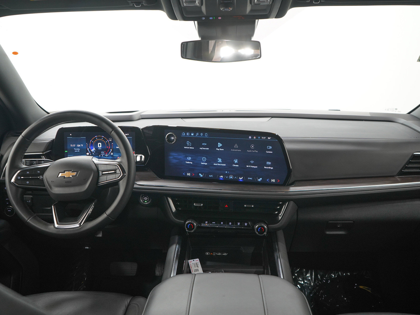 Used 2025 Chevrolet Tahoe LT AWD/4WD image 17