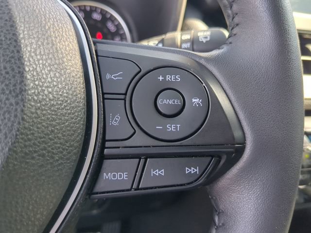 Used 2022 Toyota RAV4 XLE Premium image 29