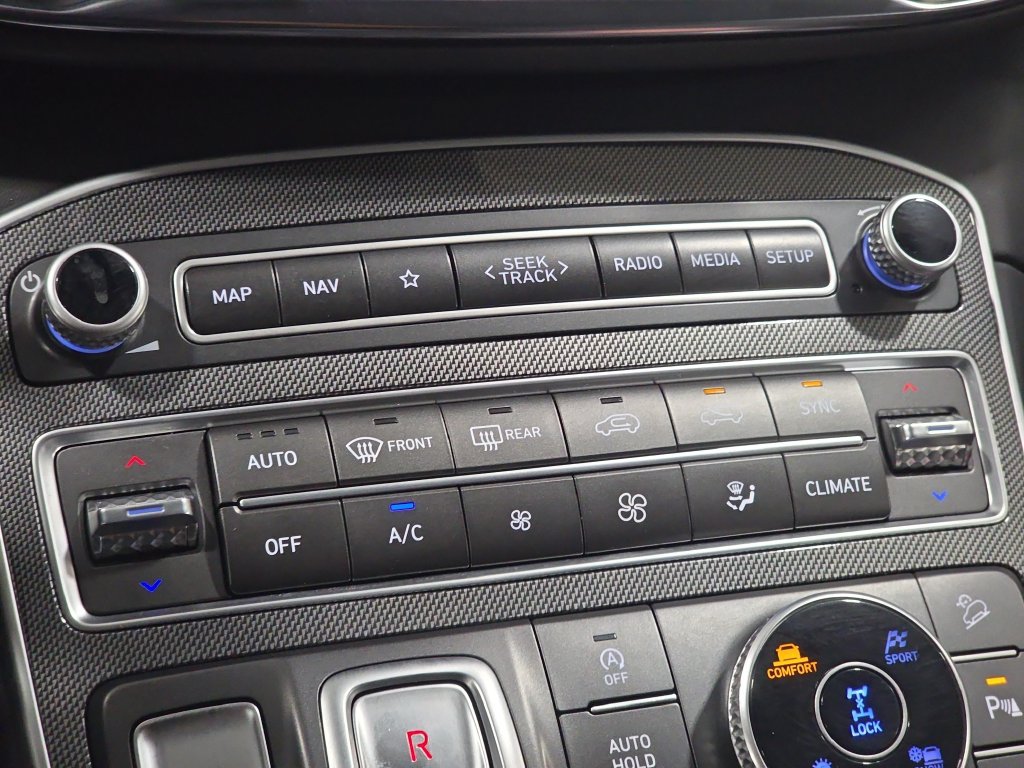 Used 2023 Hyundai Santa Fe Limited AWD/4WD image 22