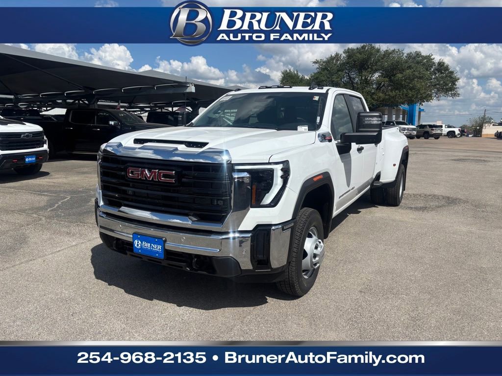 New 2026 GMC Sierra 3500 Pro w/ 1SA Pro Safety Plus Package