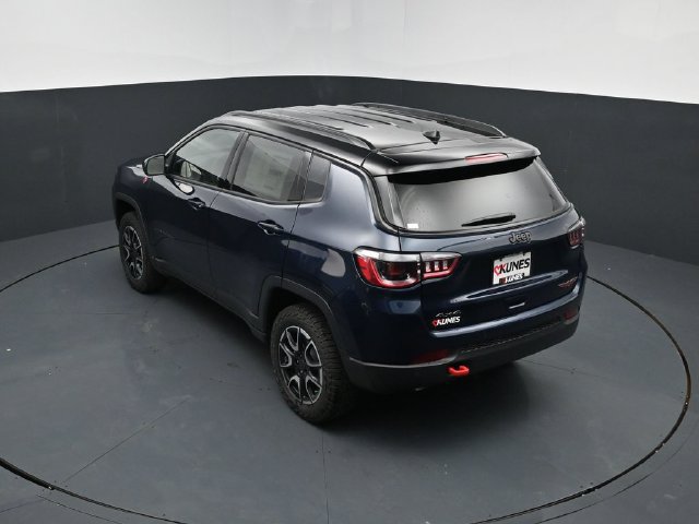 New 2026 Jeep Compass Trailhawk AWD/4WD image 53