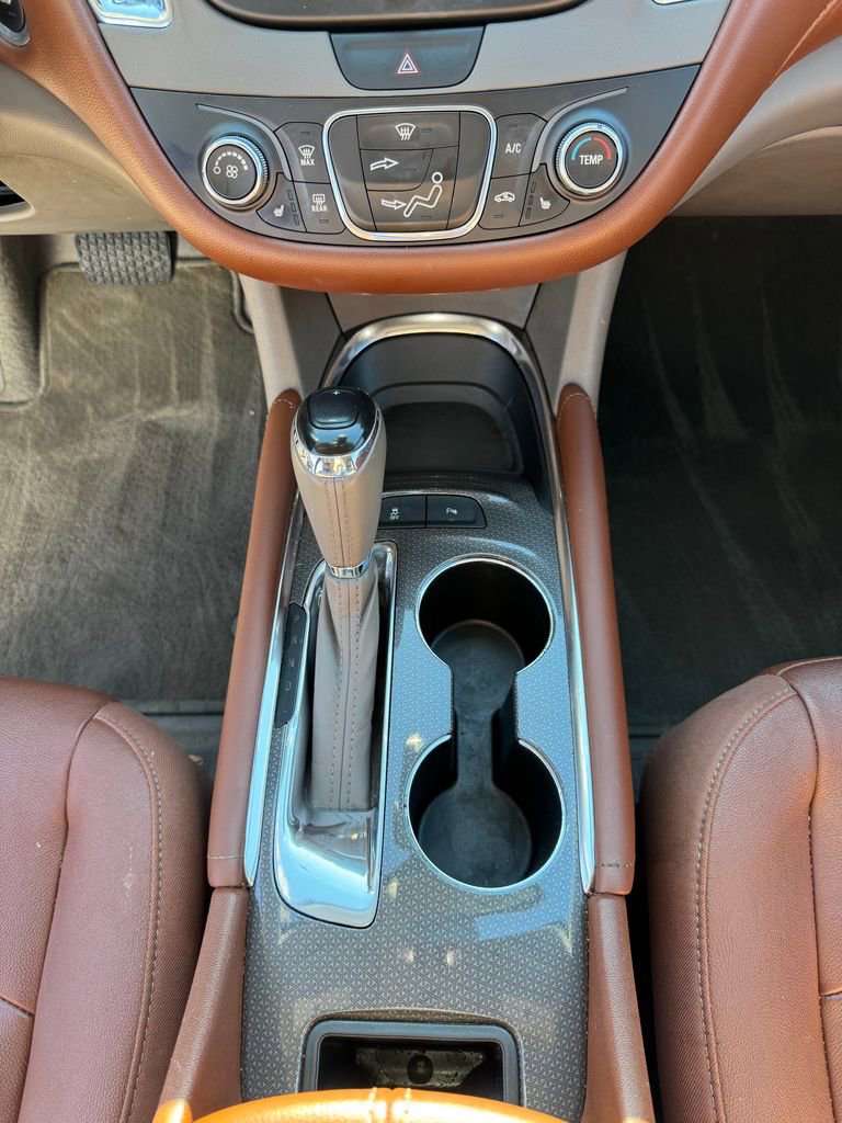 Used 2018 Chevrolet Malibu LT w/ Leather Package image 19