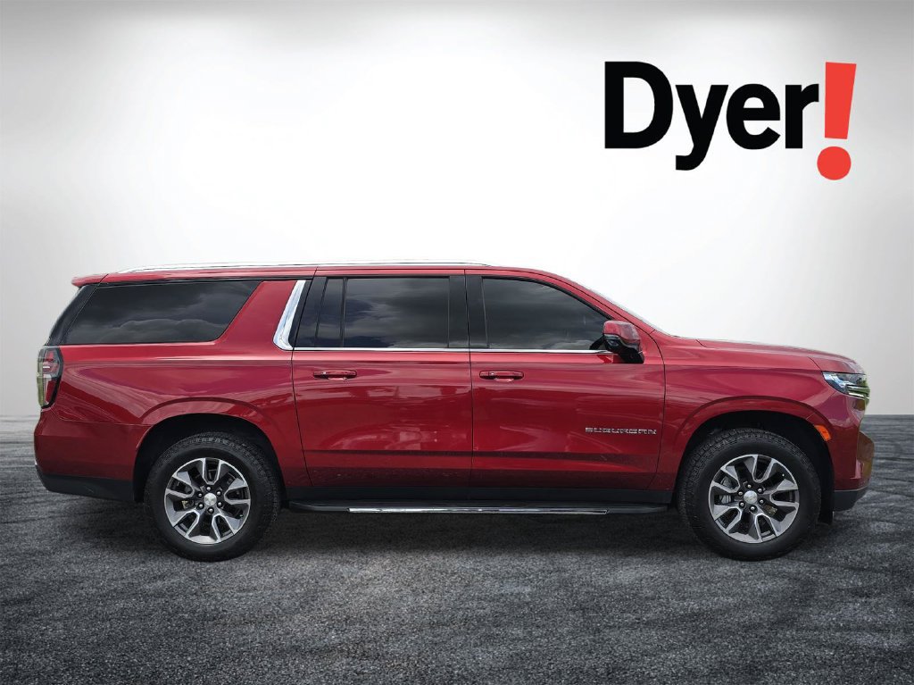 Certified 2022 Chevrolet Suburban LT w/ LT Signature Plus Package AWD/4WD image 3