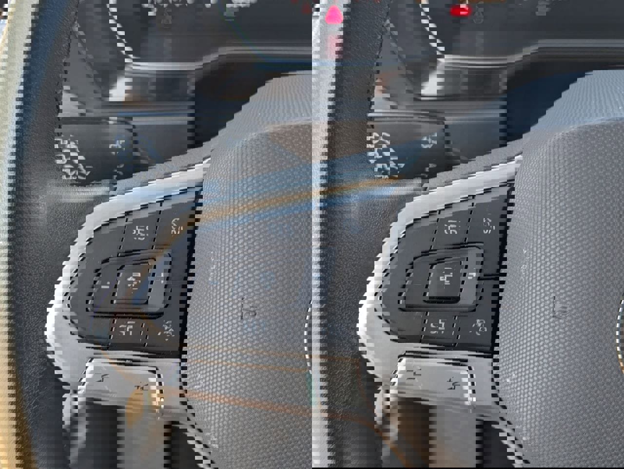 Used 2024 Volkswagen Jetta SE image 28