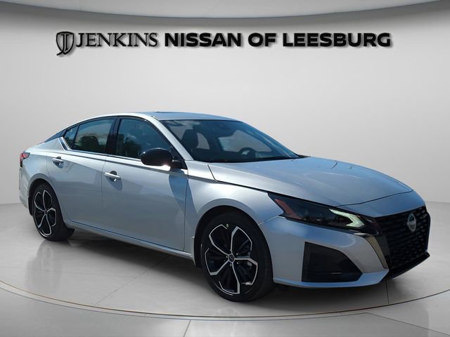 New 2025 Nissan Altima 2.5 SR w/ SR Premium Package