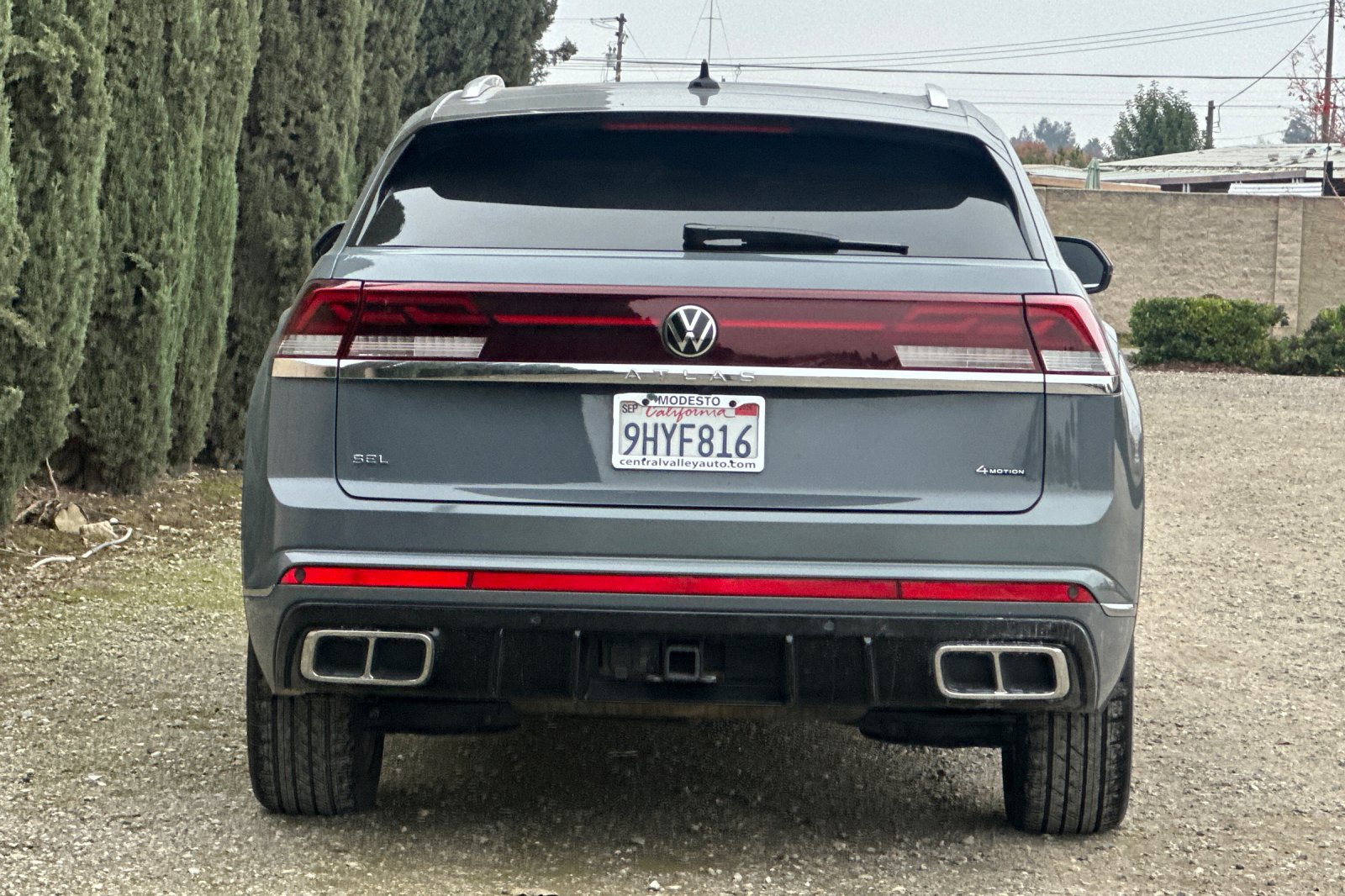 Used 2024 Volkswagen Atlas Cross Sport SEL R-Line image 5