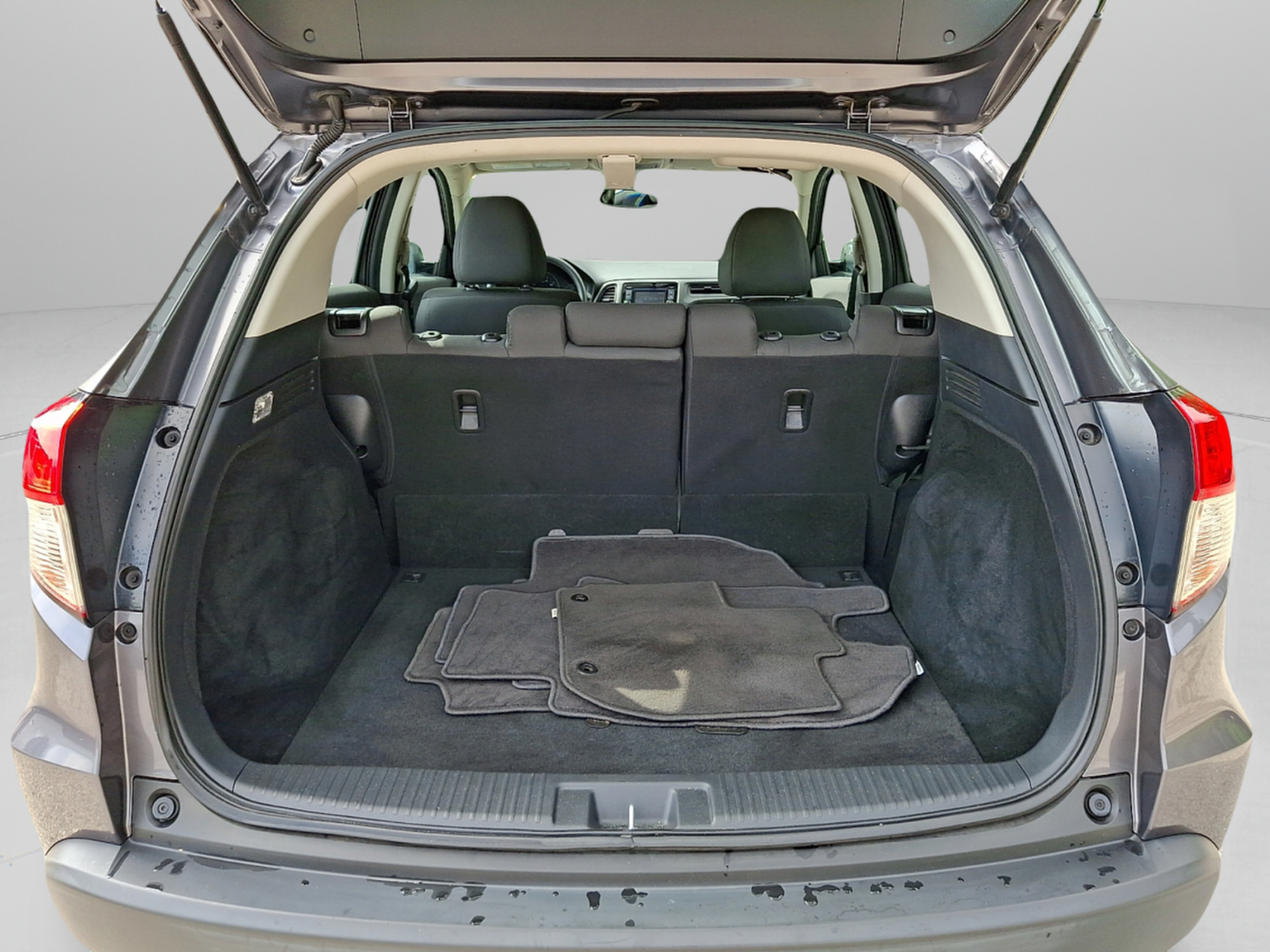 Used 2021 Honda HR-V LX image 28