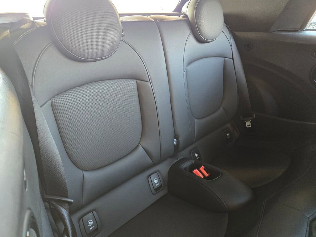 Used 2024 MINI Cooper S image 22