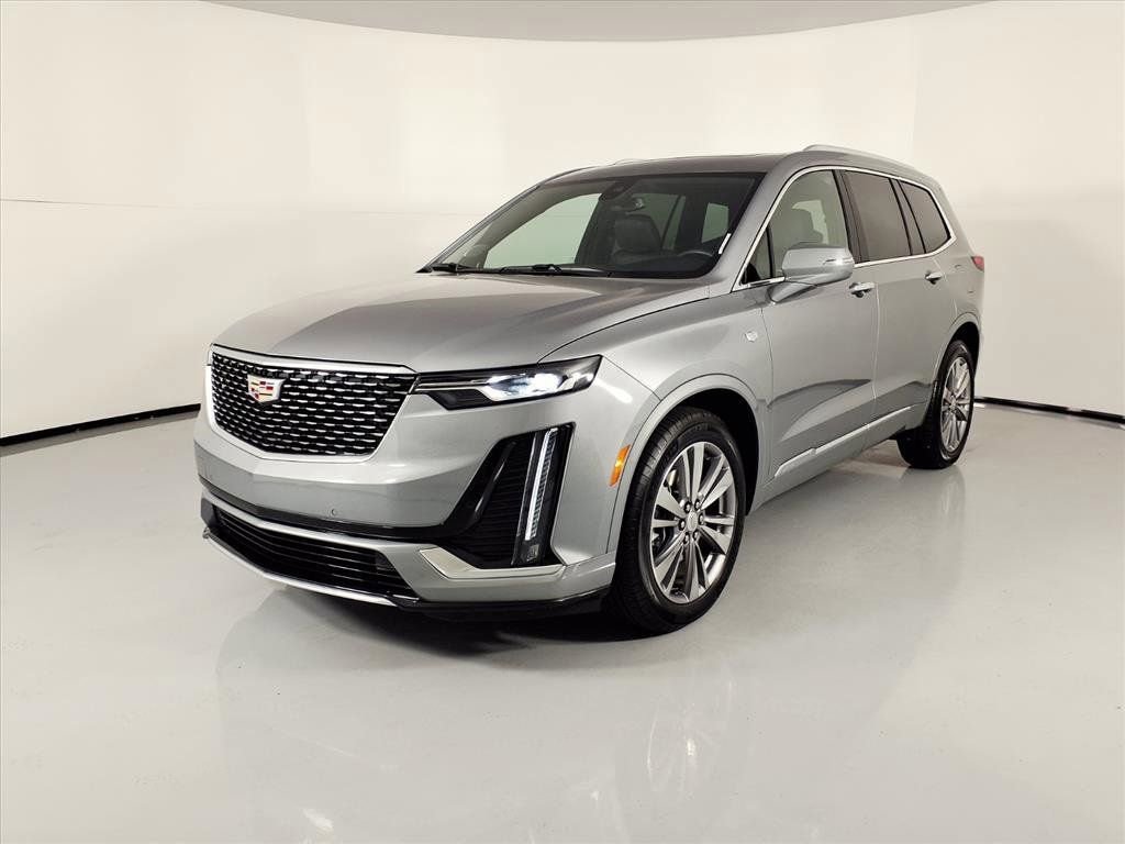 Certified 2025 Cadillac XT6 Premium Luxury image 23