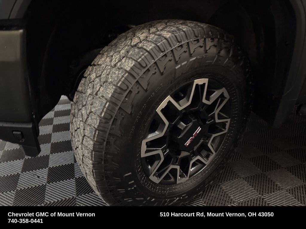 Used 2022 GMC Sierra 3500 AT4 w/ AT4 Preferred Package image 35