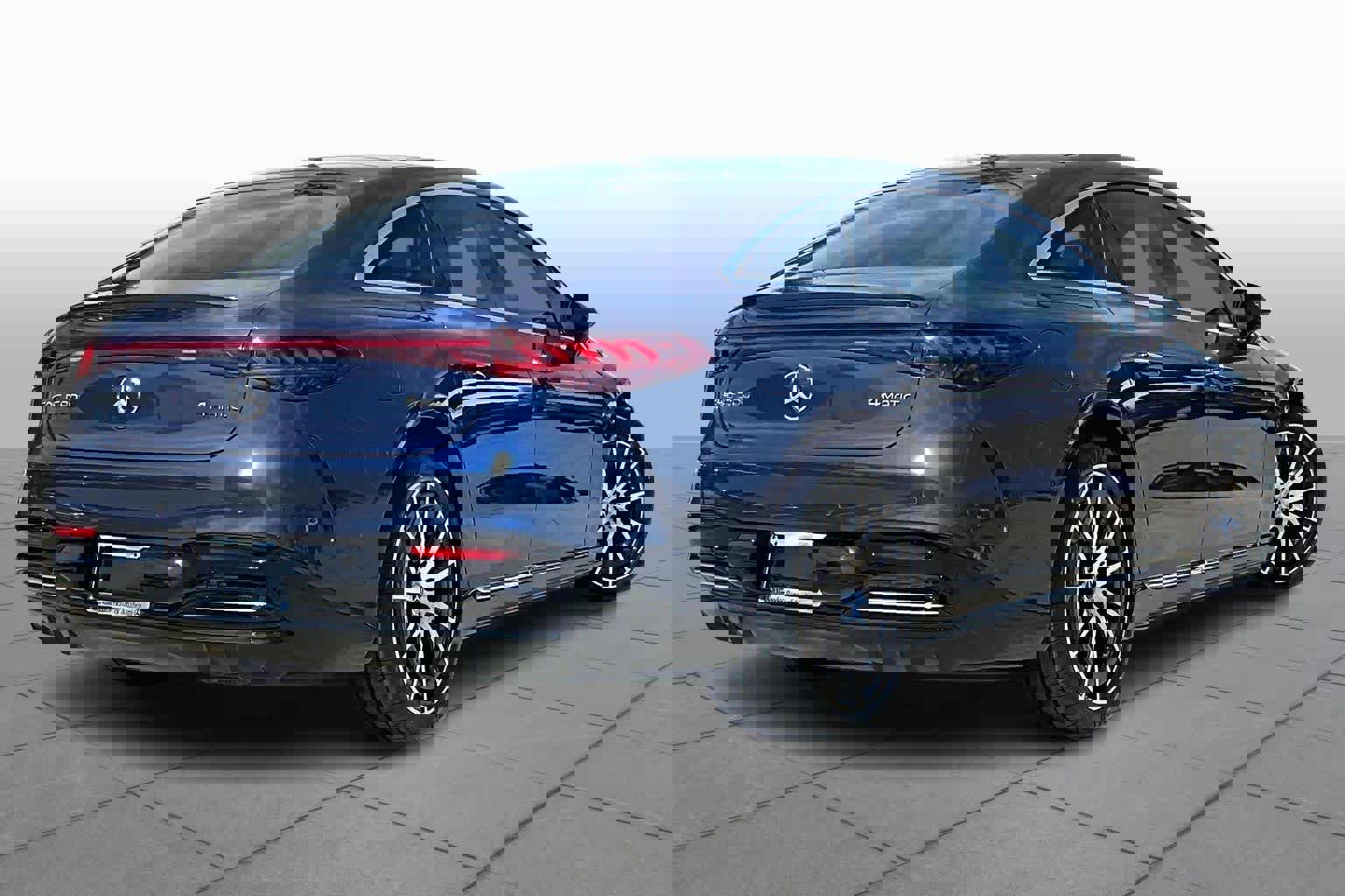 Used 2023 Mercedes-Benz EQS 580 EQS 580 image 12