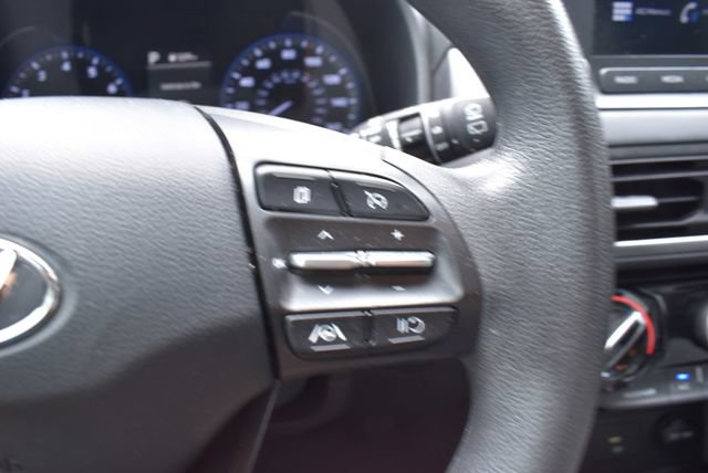 Used 2022 Hyundai Kona SEL FWD image 25