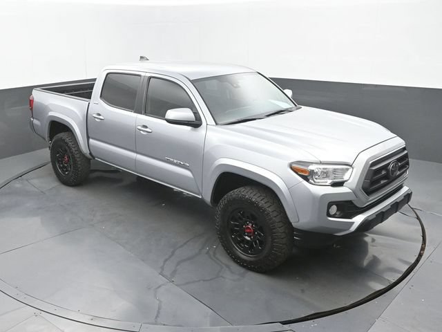 Used 2022 Toyota Tacoma SR5 AWD/4WD image 29