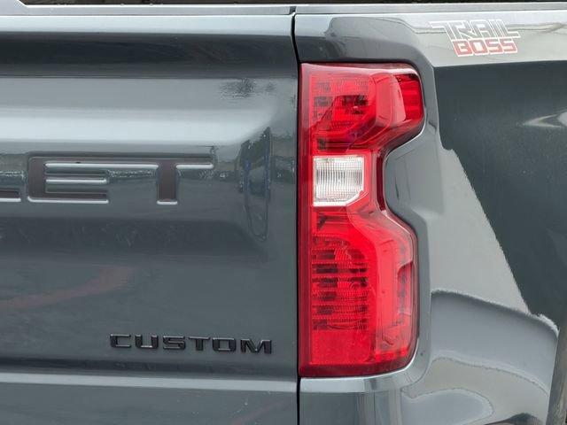 New 2026 Chevrolet Silverado 1500 Custom Trail Boss w/ Turbomax Blackout Package image 9