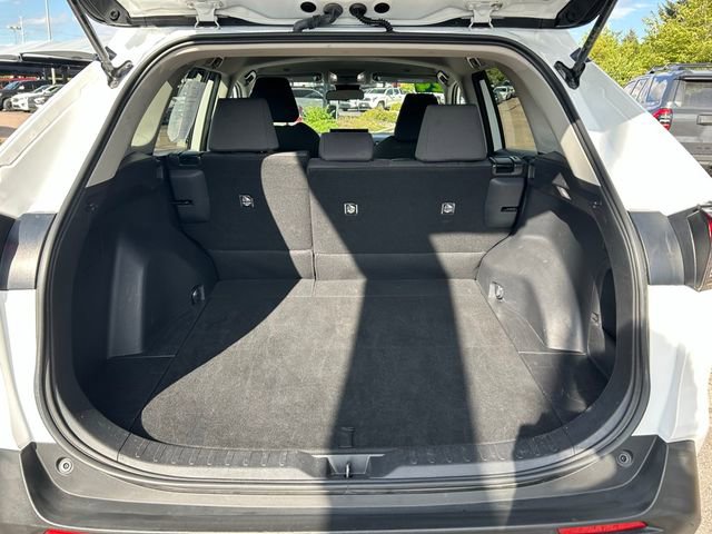 Used 2024 Toyota RAV4 XLE image 29