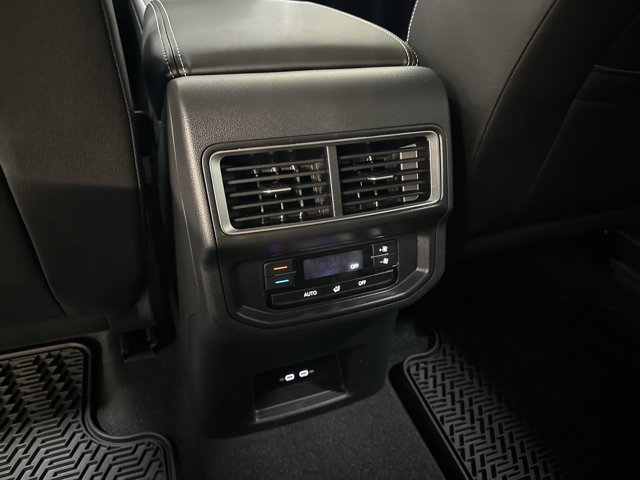 New 2026 Volkswagen Atlas SE image 36