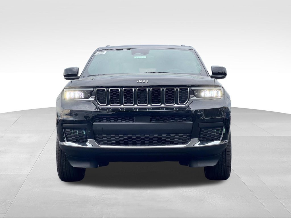 New 2027 Jeep Grand Cherokee L 4WD image 2