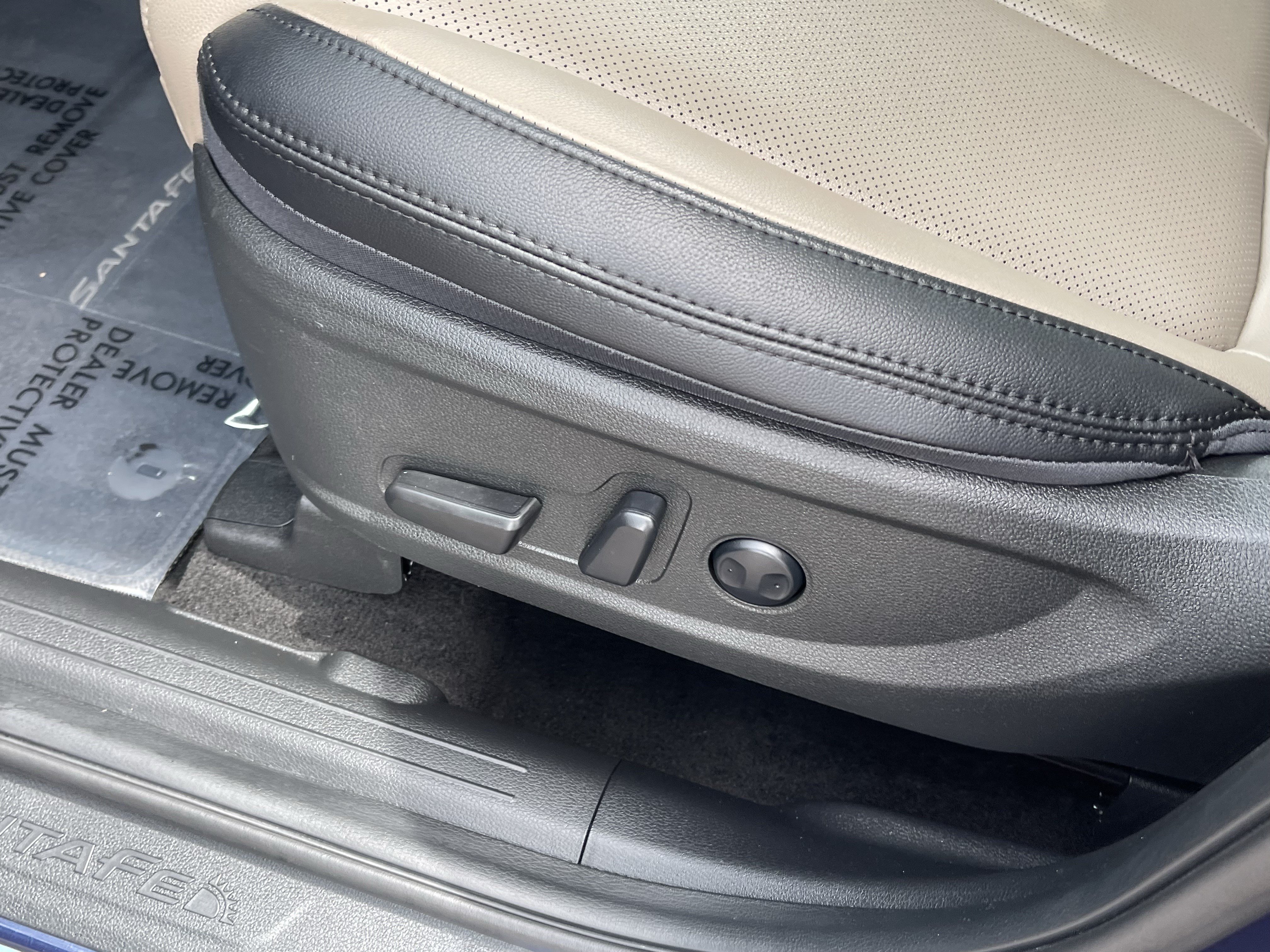 Certified 2023 Hyundai Santa Fe SEL w/ Premium Package AWD/4WD image 19