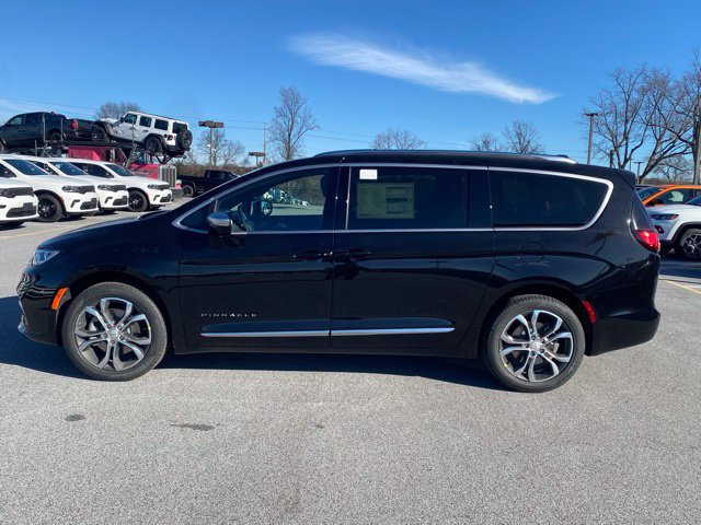 New 2026 Chrysler Pacifica Pinnacle AWD/4WD image 4
