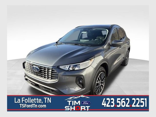 New 2026 Ford Escape SE w/ Class II Trailer Tow Package