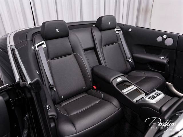 Used 2018 Rolls-Royce Dawn RWD image 47