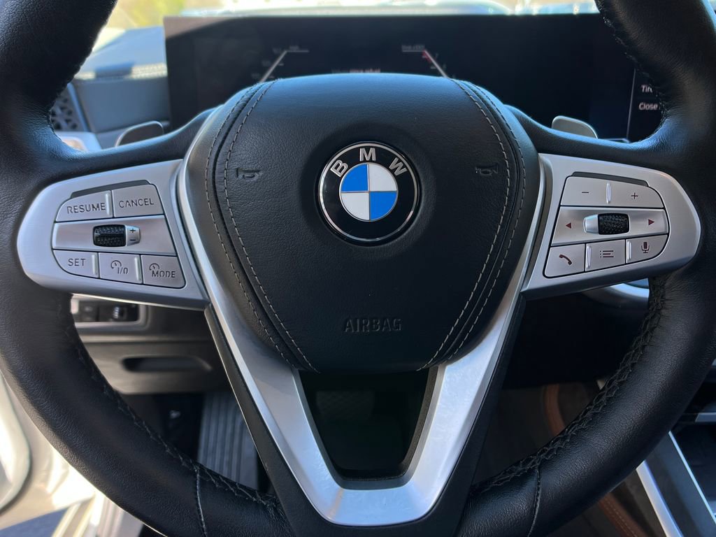 Used 2023 BMW X7 xDrive40i w/ Premium Package image 15