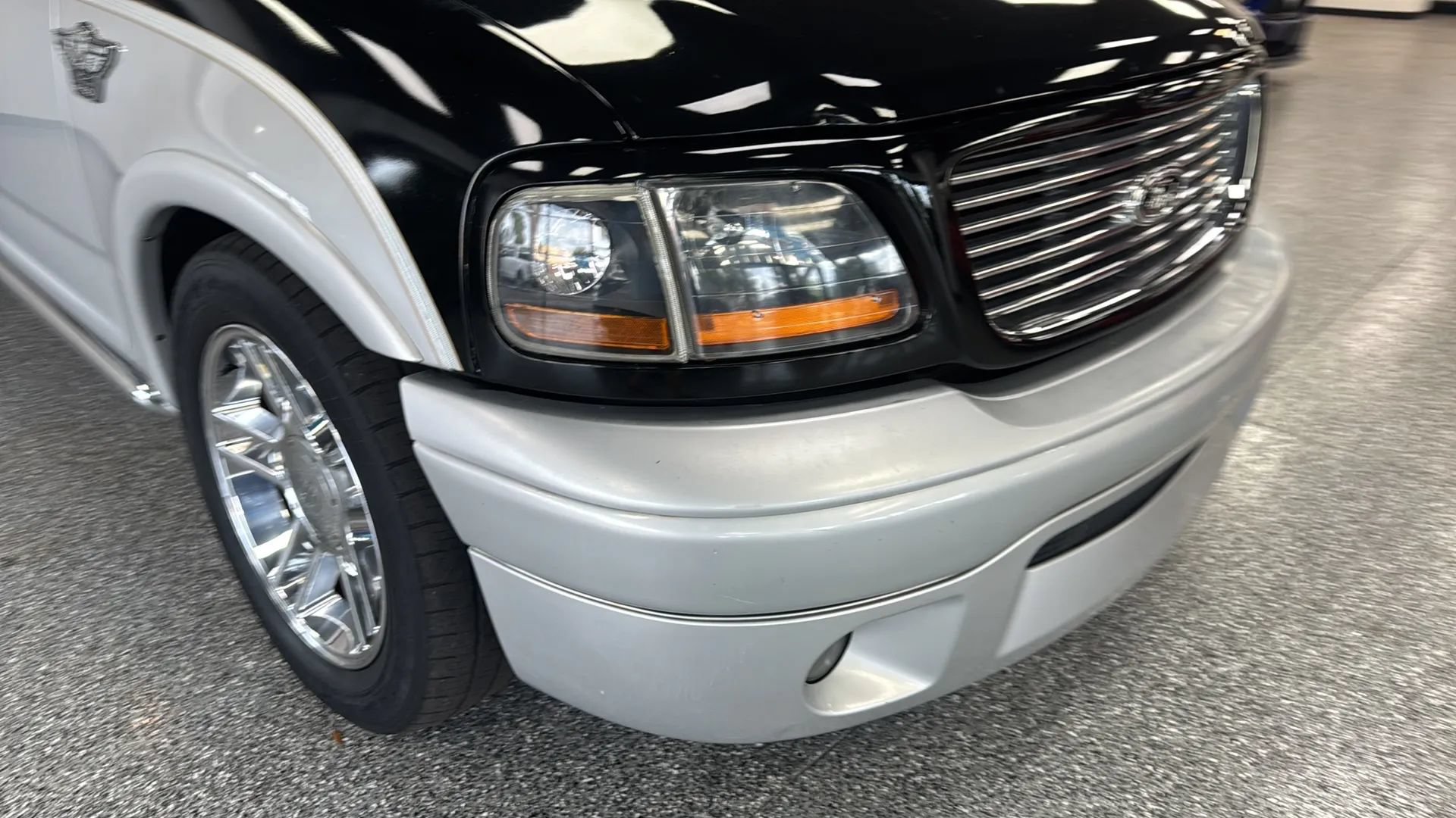 Used 2003 Ford F150 Harley-Davidson RWD image 41