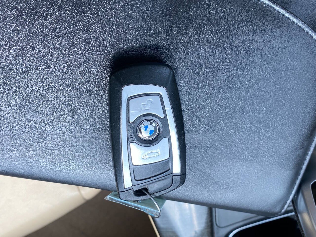 Used 2013 BMW 328i xDrive Sedan AWD/4WD image 15