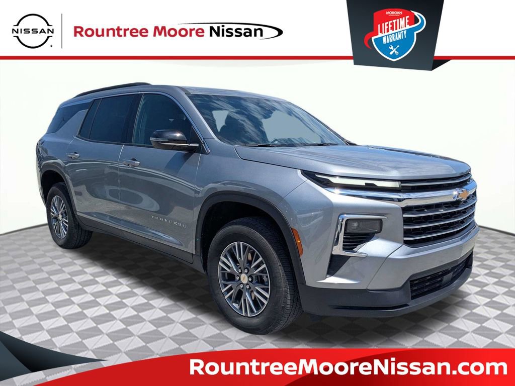 Used 2026 Chevrolet Traverse LT FWD video 1