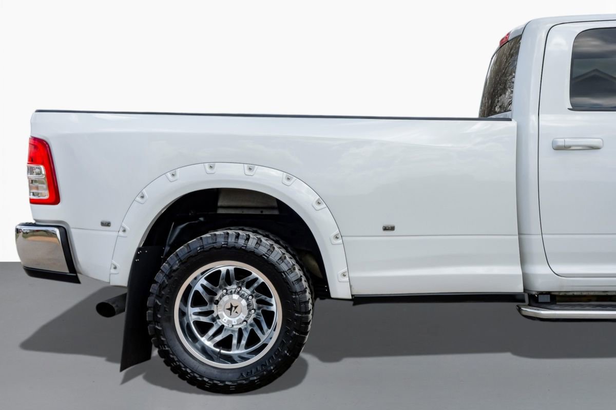 Used 2022 RAM 3500 Big Horn image 6